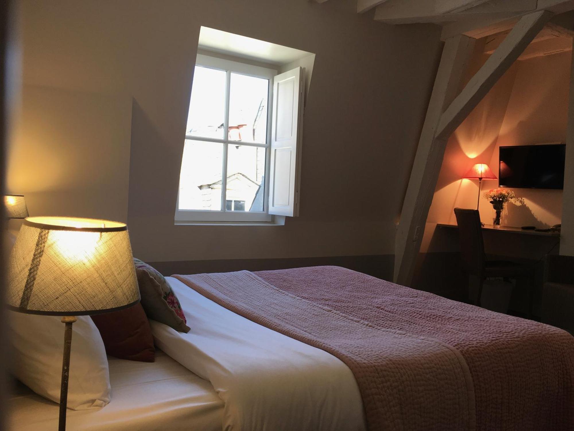 Hotel L'Adresse Tours Bilik gambar